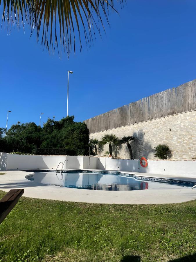 Apartment Aguamarina On The Beach Front Malaga Exterior photo